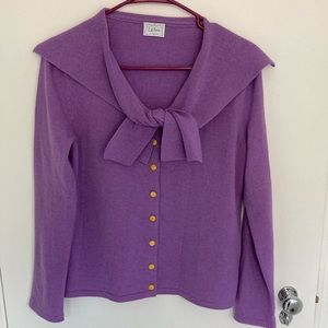 LeoRosa Romy N003 cardigan size Med violet with yellow buttons